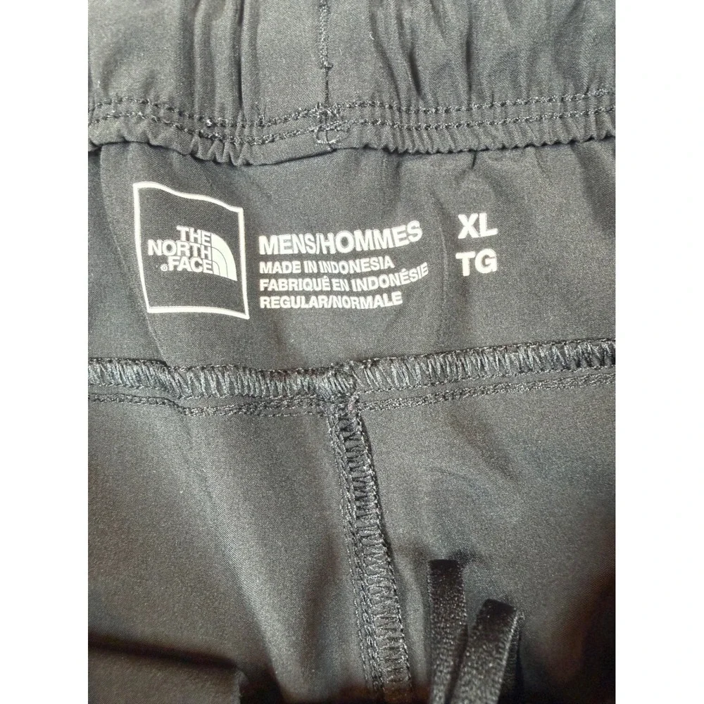 The North Face Mens Black Active Athletic Training Shorts XL Regular 7in Inseam
